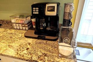 Walkable Elmwood Cottage, No Chores 2Bath 2BR 1Car - Buffalo - 6