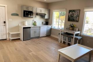 Elegant new 1B1B attached suite at East Milpitas - Milpitas - 4