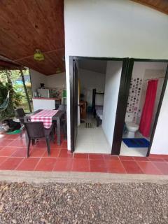 Casita campestre independiente hasta 4 personas - Villeta - 3