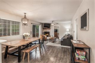 Cozy Townhome with Wildlife Views! 5-min walk to Midtown! Modern Look - 9