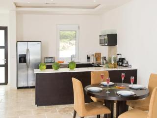 Coral Beach Club Villas & Marina - Dawn Beach - 4