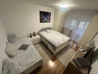 ENE Apart Oradea free parking - 6
