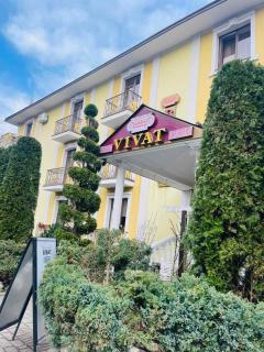 Готельно-оздоровчий комплекс "Віват" - 9