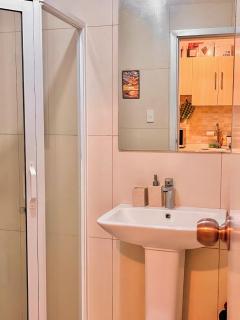 Sixteen Degrees Serenity - 4