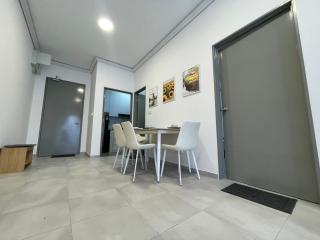 Sandakan Blue Coastal escape 蓝海岩栖 - Sandakan - 1
