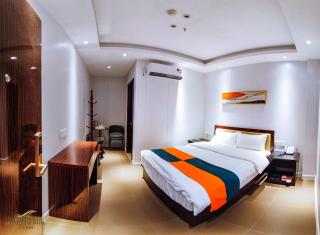 Sky Garden Hotel - 7