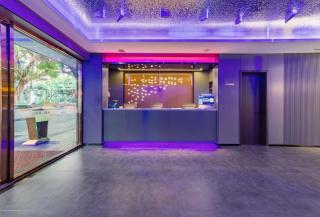 Xinghe Yuezhi S Hotel to Guangzhou Yuexiu Park Railway Station Subway Station Baima Clothing City Flagship Store - Canton - 3