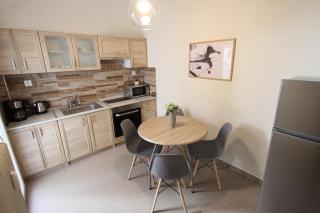 Newly Renovated Central 2 Bedroom Apartment in Kozani - Kozani - 7