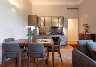 Comfortable Wide Apartment in the Core of Florence - 1
