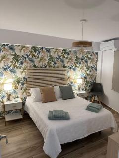 Waterfront 3 bed apartment, 90m from the beach - Platja de l'Arenal - 6