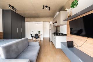 47 New studio next Paulista Av, fast wifi and balcony - 6