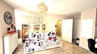Le Debussy 5 personnes, lit bébé, balcon, parking privé gratuit - Chessy - 7