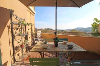 Joli T2 à 10min à pied du village, parking, vue dégagée, résidence au calme - Collioure - 9
