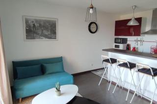 Joli T2 à 10min à pied du village, parking, vue dégagée, résidence au calme - 5
