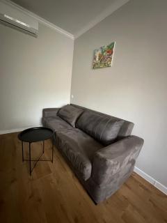Flora Racha - Lovely Cottages - Ambrolauri - 4