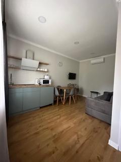 Flora Racha - Lovely Cottages - Ambrolauri - 3