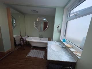 Lovely double room in very good area - Edimburgo - 0