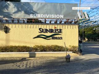 AAA Bed & Breakfast - General Trias - 3