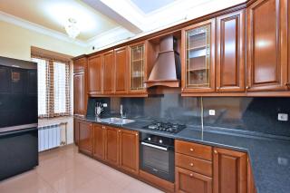 Lux Apartment 2 Bedroom, 2 Open Balcony In The Center Of Yerevan, Near Republic Square - Yerevan - 6