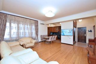 Lux Apartment 2 Bedroom, 2 Open Balcony In The Center Of Yerevan, Near Republic Square - Yerevan - 8