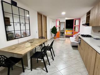 Apto cerca Malecón, Plaza Principal, Plazoleta Zocalos, a 8 min de la Piedra del Peñol, GRATIS PARQUEADERO!!! - 6