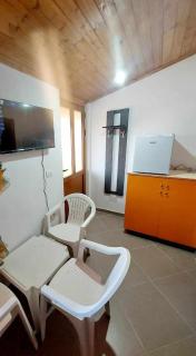 Guest House Xhaferaj - 8