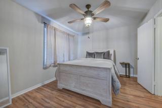 Frenchmen St Townhome - New Orleans - 2