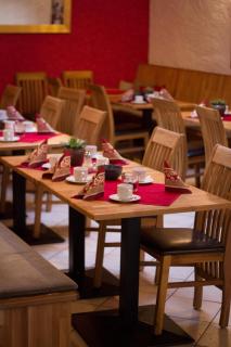 Weingut Weinstube Weinhotel Wolf - Harxheim - 2