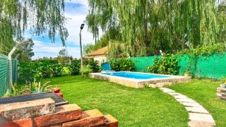 Los Sauces, casas con piscinas privadas en barrio residencial - San Carlos de Bolívar - 4