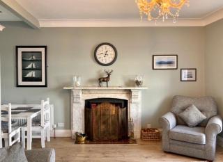 Tonn Ruray Sea View Luxury 2 Bed Apartment - Dundrum - 0