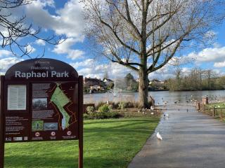 Contractor & Family Friendly House Romford - 7