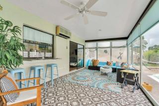 New Amazing Heated Pool +14 min to AMI +5BR 20ppl - 5