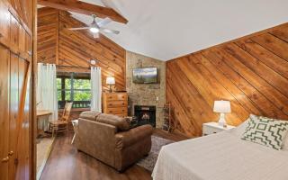 Cozy Sevierville Cabin W Mountain Views & Hot Tub - 3