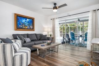 Bloom Lagoon! Tropical home with heated pool and grill! Pet Friendly! - 5