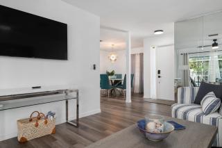 Bloom Lagoon! Tropical home with heated pool and grill! Pet Friendly! - 2