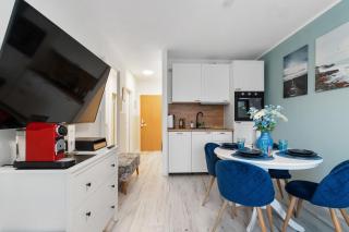 Federnest - Superior-2-Zimmer-Wohnung - Kingsize Boxspringbett - Home-Office mit Monitor - 11 Min Hbf - 8