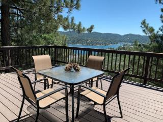 Outrageous Lake View Villa pets ok - 8