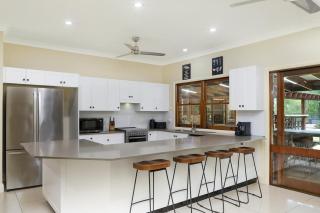 Woodland Acreage -Heated Pool -Ponies -Active Kid Zones - 5
