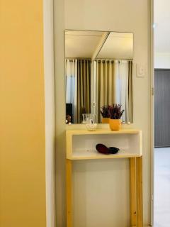 1 BedroomDeLuxe Condo w/Balcony, Pool & Gym - 3