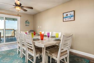 Chele's Bayside Cottage - 2304 Island Shores Dr home - Dauphin Island - 1