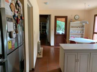 Casa con piscina y gran parque en Los Cardales - 2