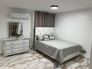 Moderno Apt en la ciudad - 2