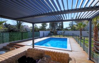 Beautiful Home In Rochefort Du Gard - Rochefort-du-Gard - 9