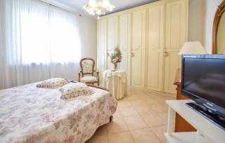 Lovely Home In Capezzano With Kitchen - Capezzano Pianore, - 2