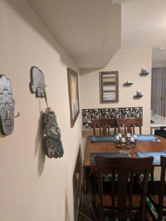 Cozy and Private English Basement Apartment - 8