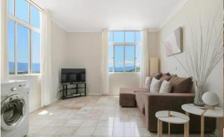 Mooroobool 2 bedroom - Bayview Heights - 5