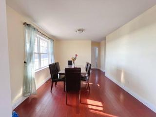 2 Bedroom with free parking-upto 10 parking space - Marysville - 3