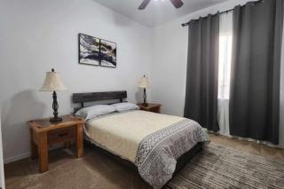 Cozy Latitude home with pool - Goodyear - 5