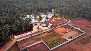 The Saravi Resort - 4