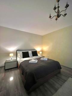 Helia Apartment - Galaţi - 9